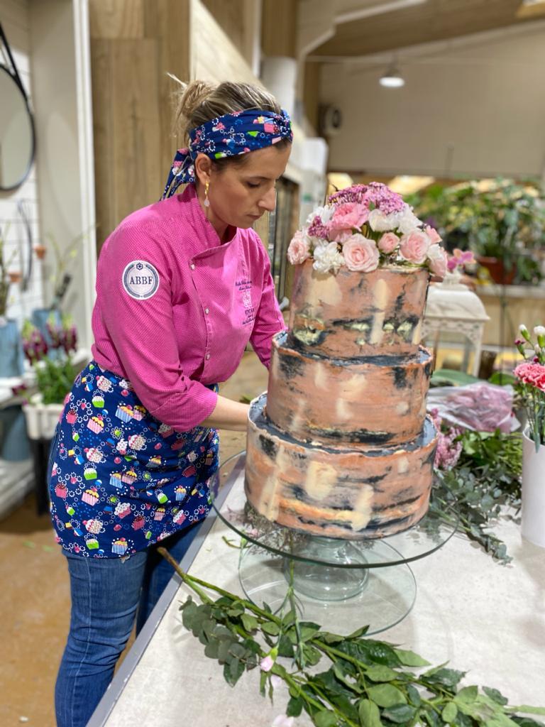 Topo de bolo floral - 50 anos  Bolo de aniversário de 50 anos